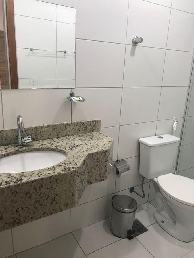 Hotel Pousada Caminho Da Praia กวาราปารี ภายนอก รูปภาพ