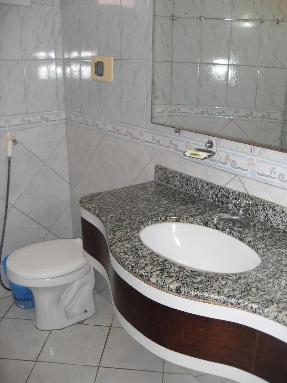 Hotel Pousada Caminho Da Praia กวาราปารี ห้อง รูปภาพ