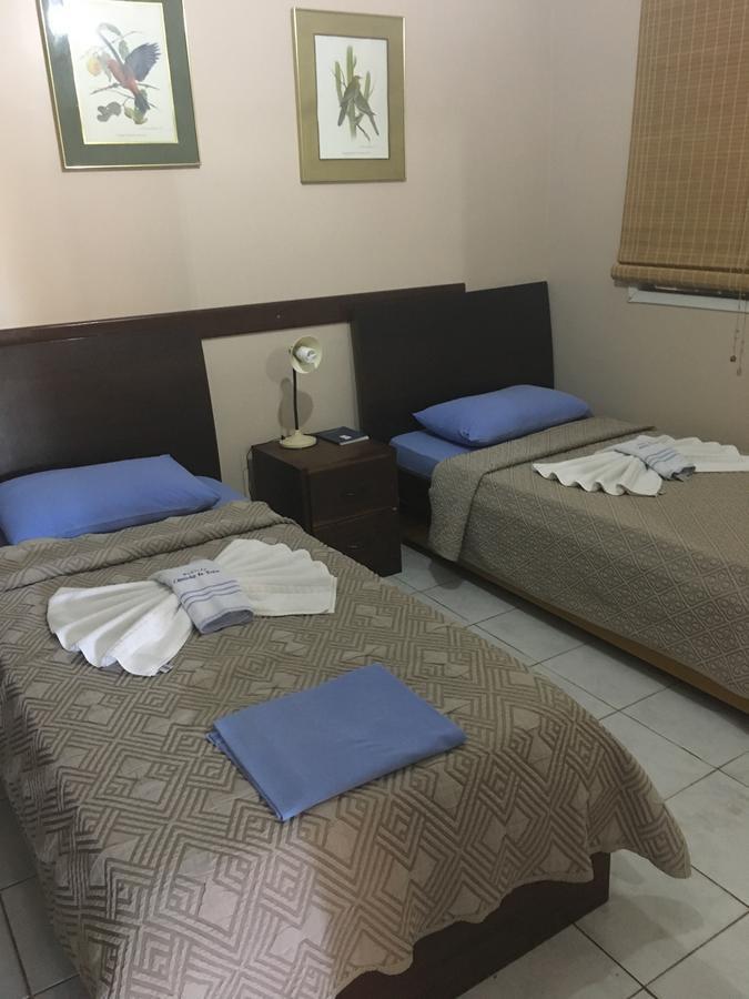 Hotel Pousada Caminho Da Praia กวาราปารี ภายนอก รูปภาพ